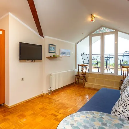 Elizabet Apartament