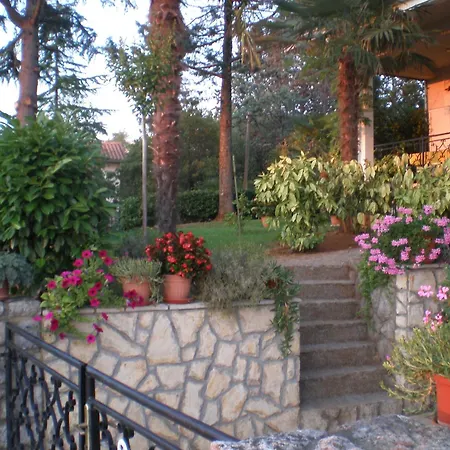 Apartment Elizabet Malinska