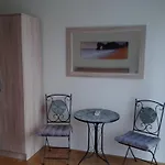 Elizabet Apartament *