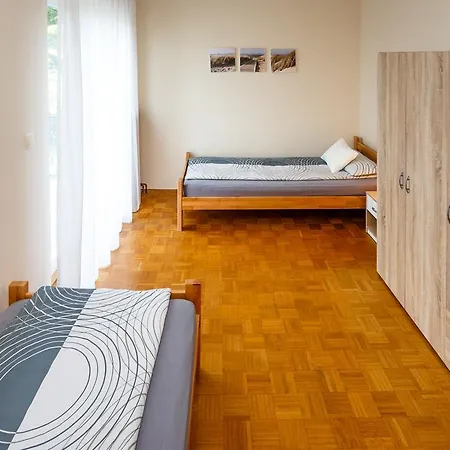 Elizabet Apartament *